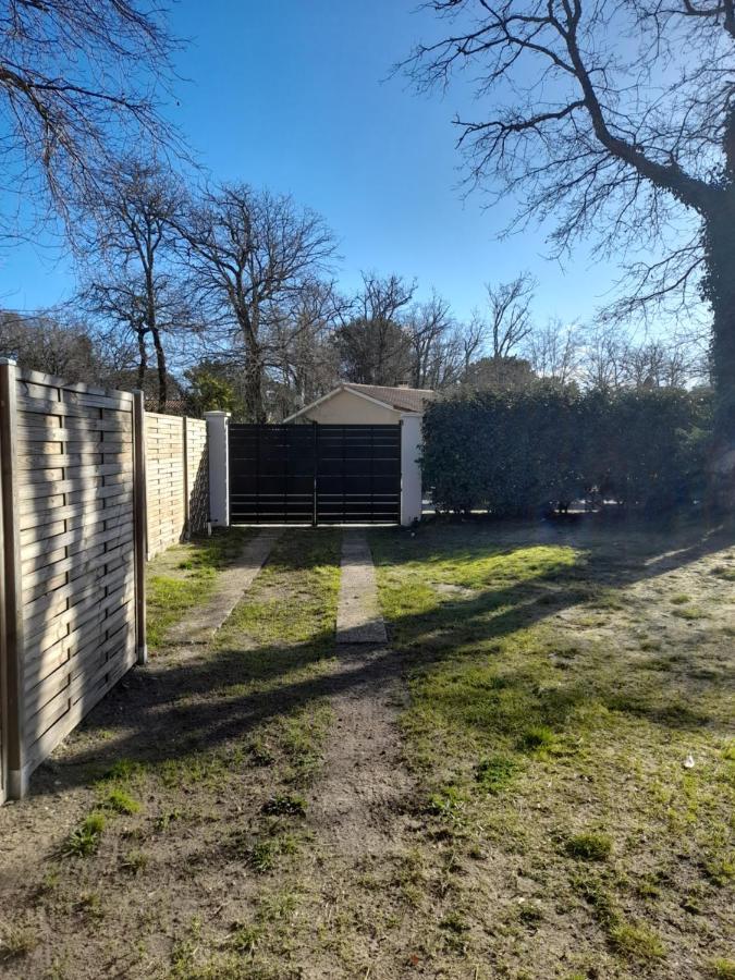 Maison Tiny House 2 Chambres Soulac A 500M Plage Exterior foto